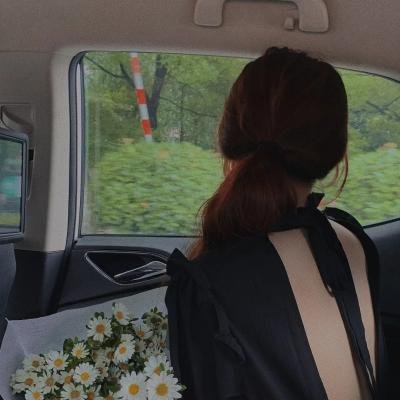 全网实拍：过气明星隐婚生子，服务器被挤瘫痪